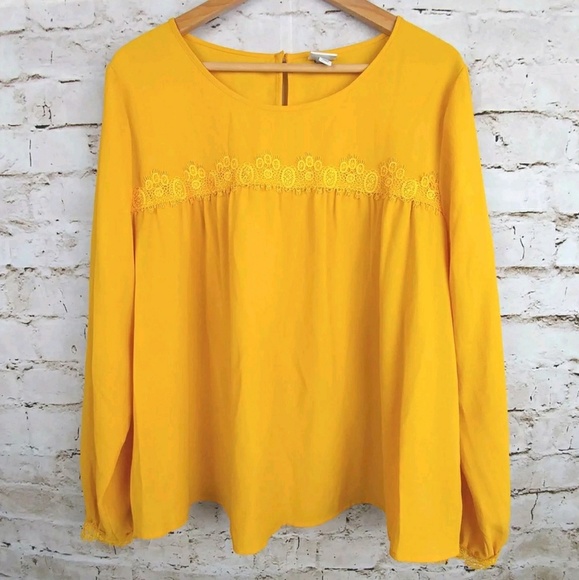 🚫SOLD📵Mustard Yellow Lace Embroidered LS - Picture 3 of 8